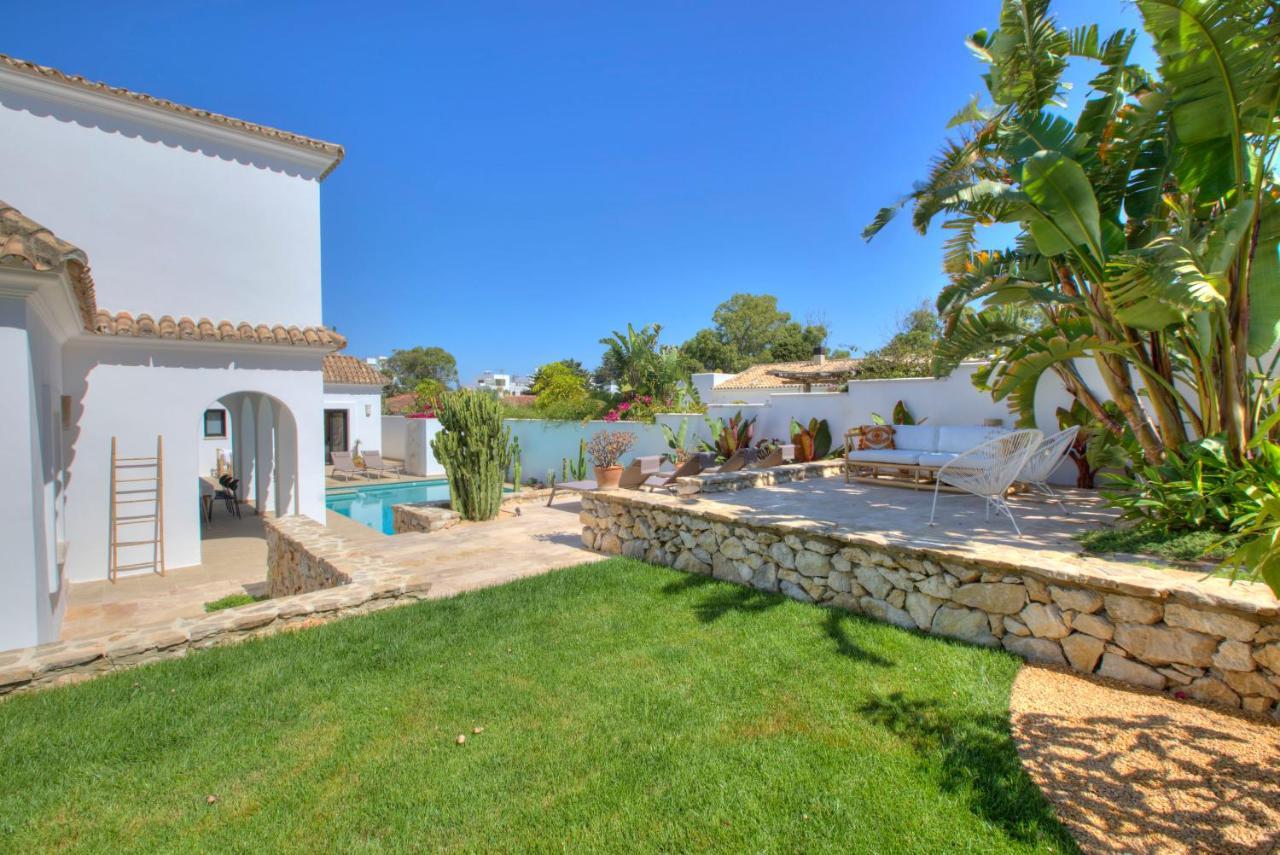 Villa Mas Tranquila - A Stylish Villa With Pool 150 M From The Beach Conil De La Frontera Exterior photo